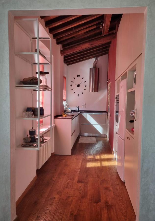 La Duchessa Bike Friendly Home Camaiore Buitenkant foto
